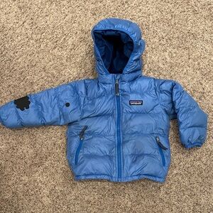 Patagonia hi-loft down Kids' Blue Hooded Puffer Jacket